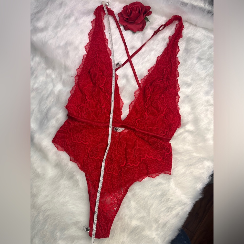 Victoria Secret Lingerie - Picture 9 of 13